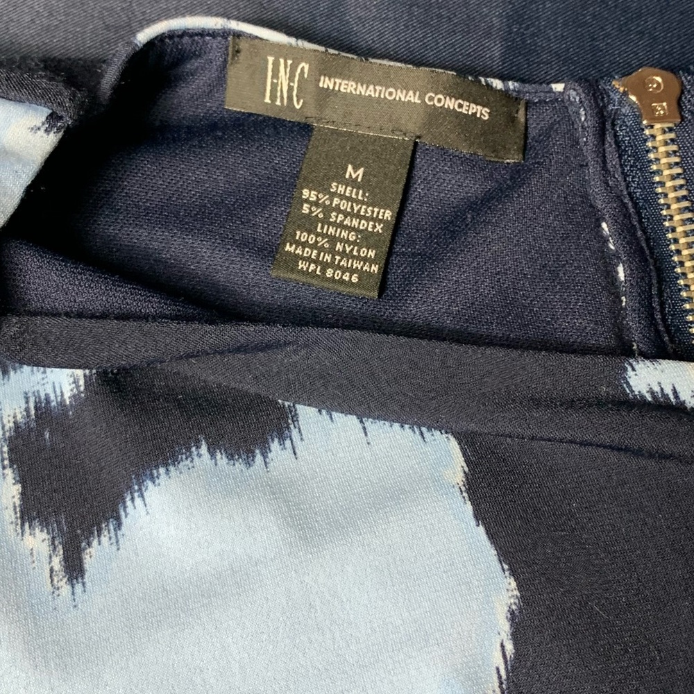 Excellent INC Navy & sky blue abstract print dress - Picture 5 of 5